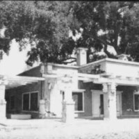 The Griffin family built a second home on their land and the elder Griffin, Willard M., is reputed to have flipped a coin to determine which of the two sons would get which house. This prairie style home was designed by the same architects that designed the first, larger home, Wolfe and McKenzie. This structure, located near the present day tennis courts, was demolished in 1970 to make way for a new Foothill athletics building.