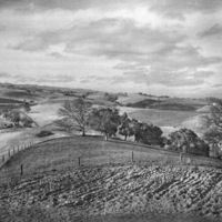 A view of the land in Los Altos Hills in 1915, later to be occupied by the Foothill College campus.